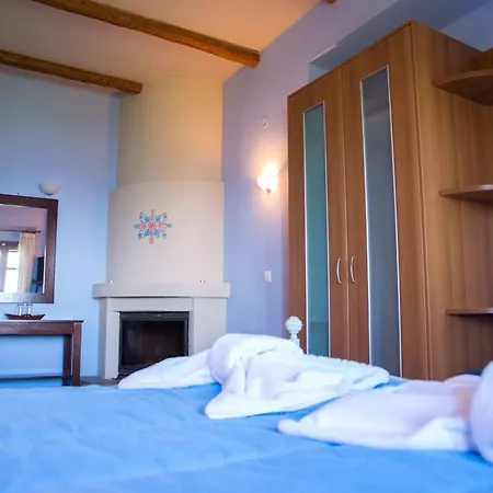 Kallisto Guesthouse 3*